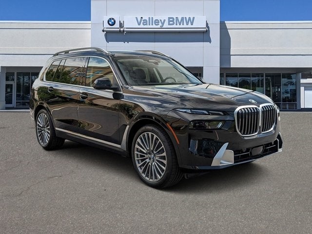 6 Impressive Features of the 2023 BMW X7